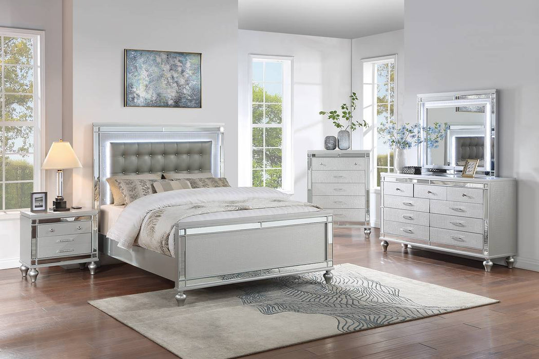 Hothan Queen Bed in Silver image